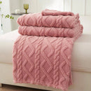 Lyon Coral Blanket – Lightweight Comfort & Versatility