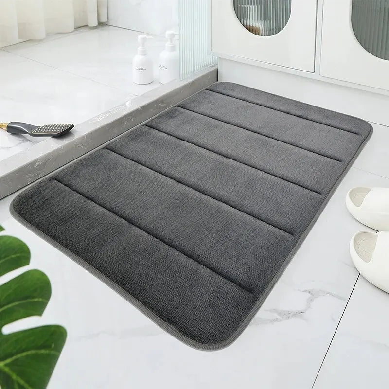 Coral Velvet Bathroom Mat – Soft, Non-Slip & Quick-Dry Comfort!
