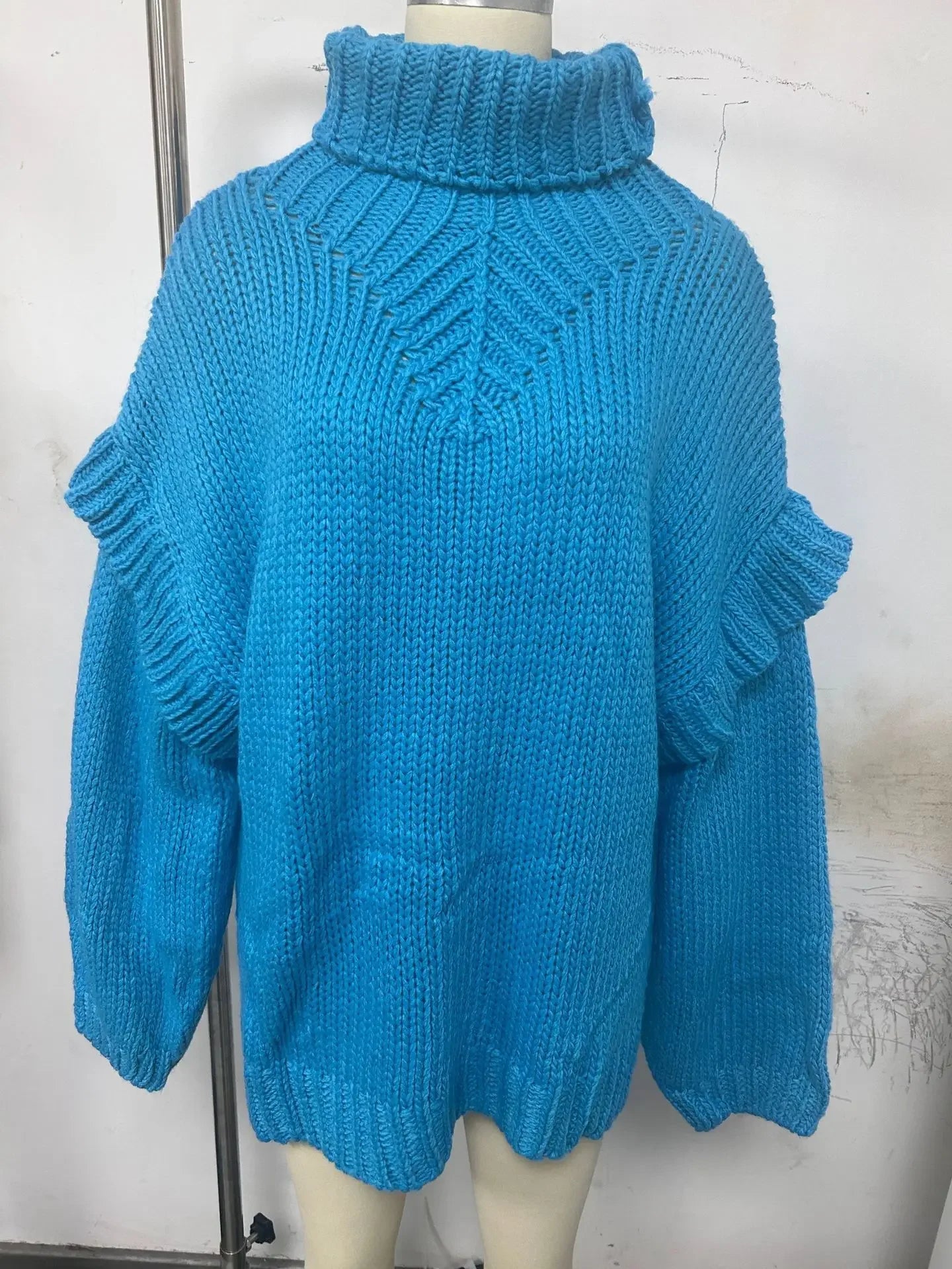Hot Sale Of The Season Women's Oversized Long Sleeve Knitted Sweater Thick Winter Style Crew Neck Coarse Texture Cross-Border Ne