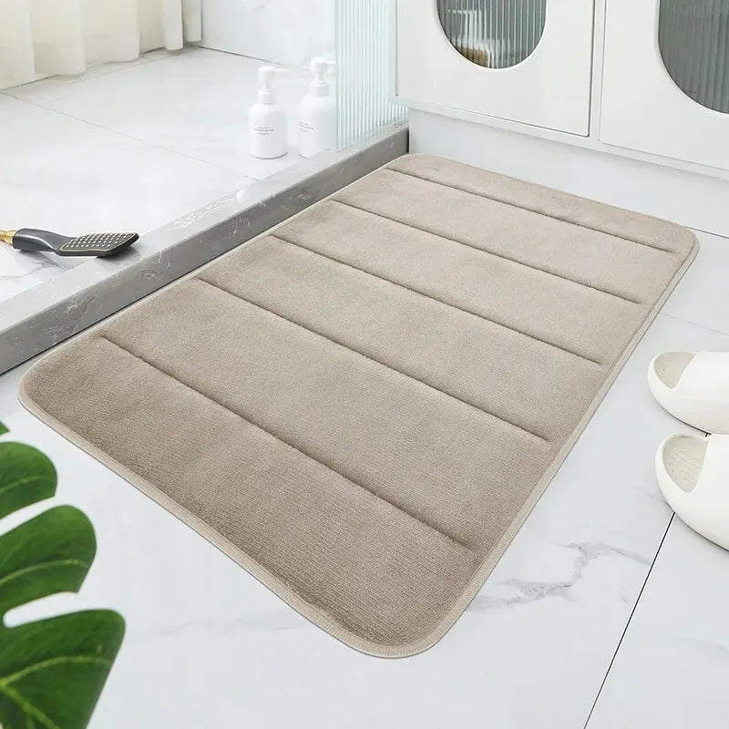 Coral Velvet Bathroom Mat – Soft, Non-Slip & Quick-Dry Comfort!