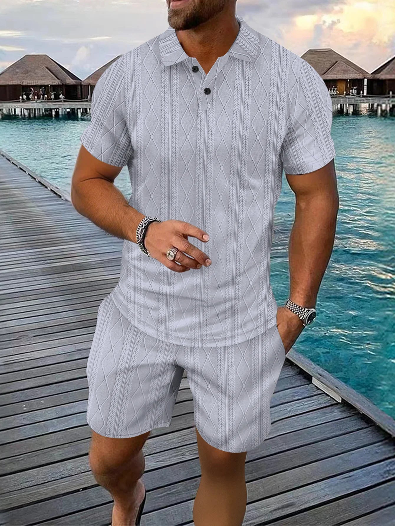 Stylish 2-Piece Men's Set – Polo Shirt and Shorts for a Casual & Comfortable Look!