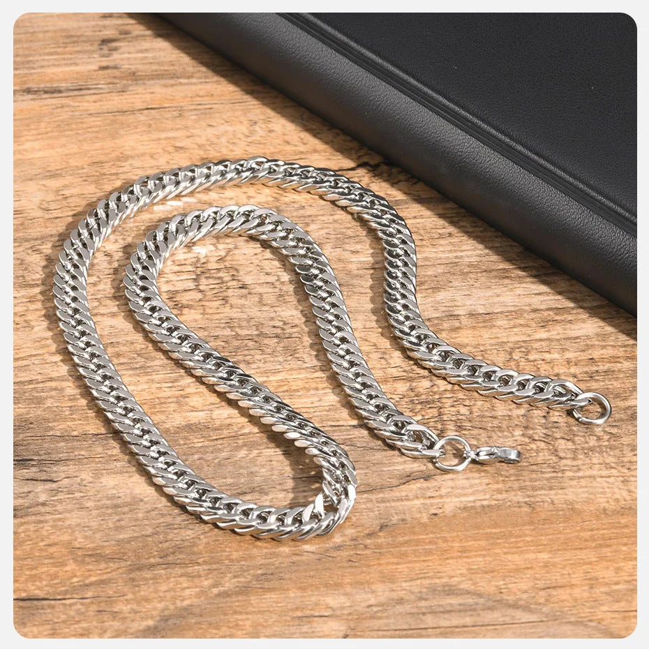 Stainless Steel Chain Necklace – Durable and Stylish for Everyday Wear