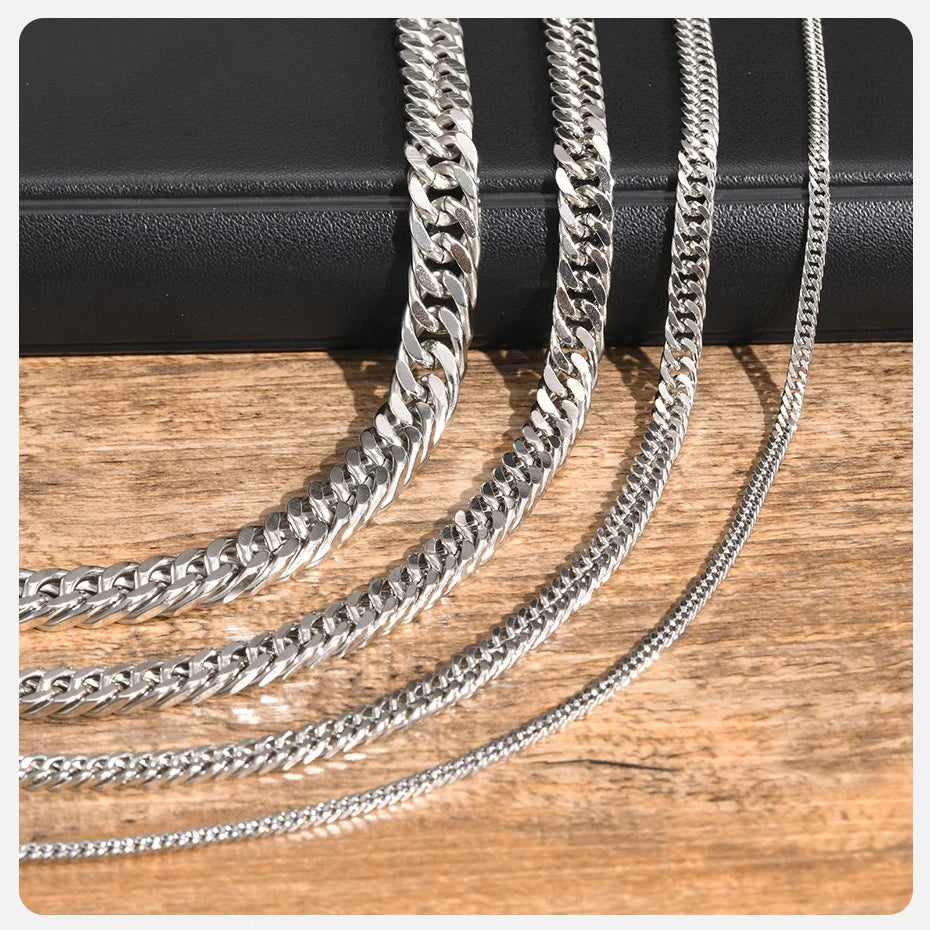 Stainless Steel Chain Necklace – Durable and Stylish for Everyday Wear