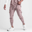 Calça desportiva camuflada para homem – leve, elástica e de secagem rápida.