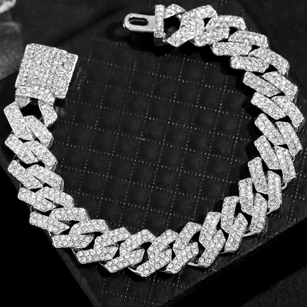 Modern Men's Bracelet – Style & Elegance