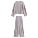 Conjunto casual de duas peças para mulher: conforto, estilo e elegância sem esforço.