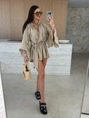 Vestido elegante para mulher com pregas, castanho, decote em V profundo, mangas compridas, modelo curto, moda feminina primavera/verão 2025, largo e elegante.