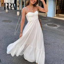 Vestido midi branco com folhos