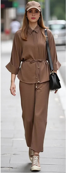 Conjunto casual de duas peças para mulher – Estilo descomplicado e conforto para o dia a dia