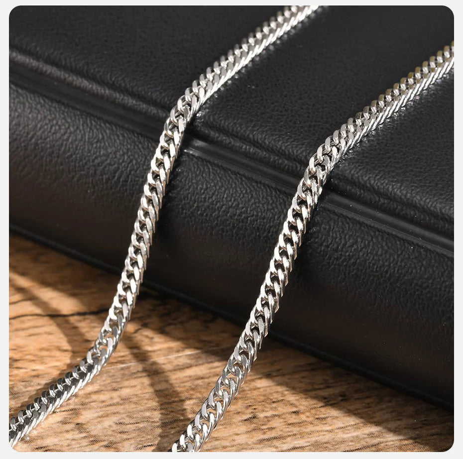 Stainless Steel Chain Necklace – Durable and Stylish for Everyday Wear