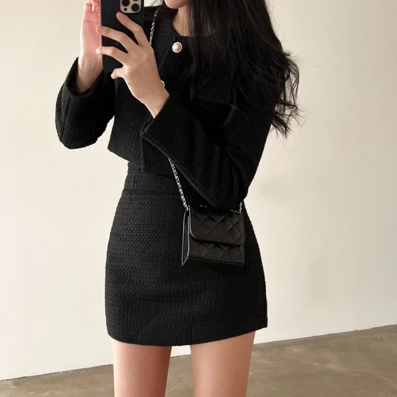 Elegant Tweed Two-Piece Set – Short Jacket & High-Waist Skirt