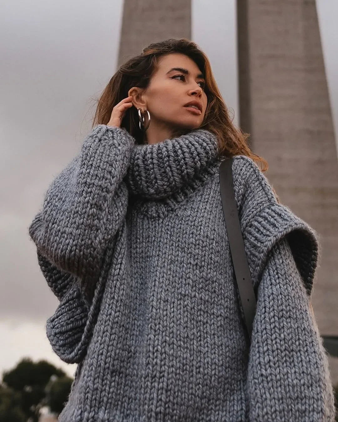 Hot Sale Of The Season Women's Oversized Long Sleeve Knitted Sweater Thick Winter Style Crew Neck Coarse Texture Cross-Border Ne