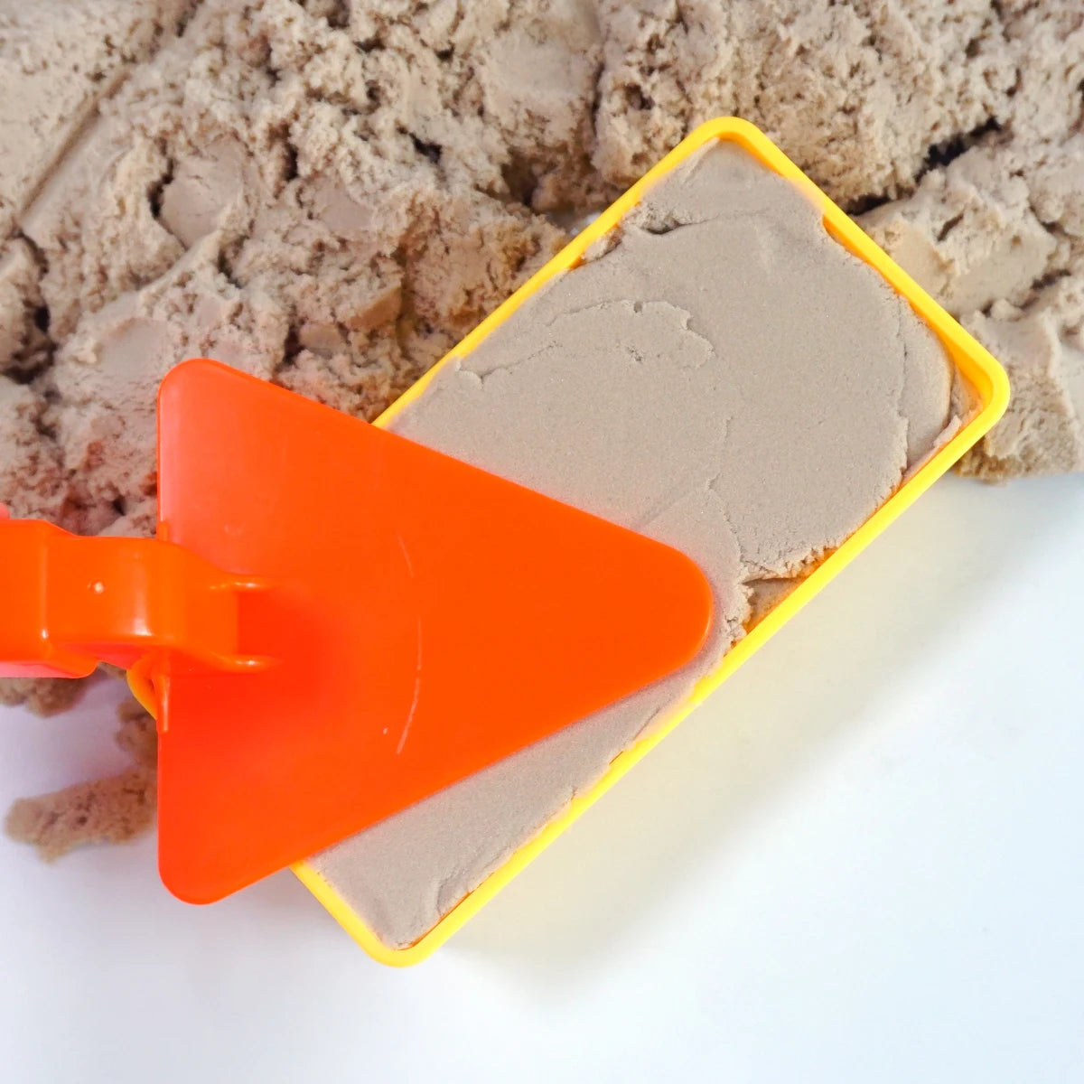 3 PCS Sand & Snow Brick Mold Toy Set – Outdoor Kids Castle Builder for Beach or Winter Fun