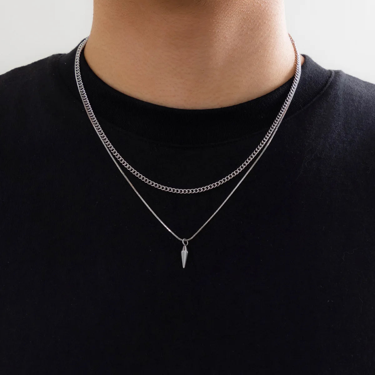 2-in-1 Men's Necklace Set – Thin Chain + Rivet Pendant in Stainless Steel